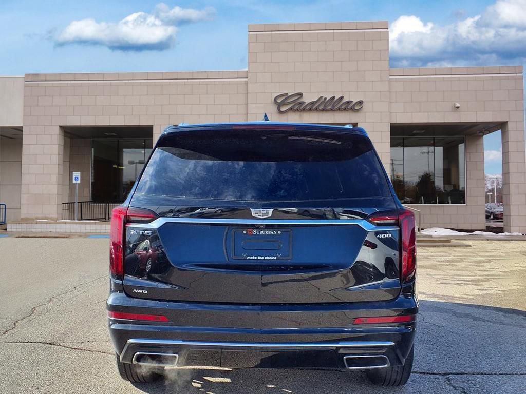 Used 2024 Cadillac XT6 Premium Luxury image 5