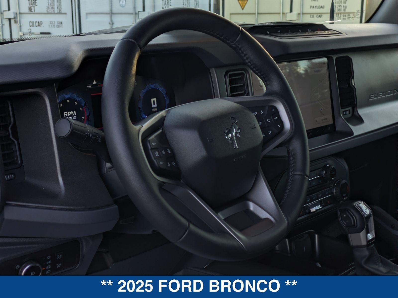 Used 2025 Ford Bronco Badlands AWD/4WD image 44