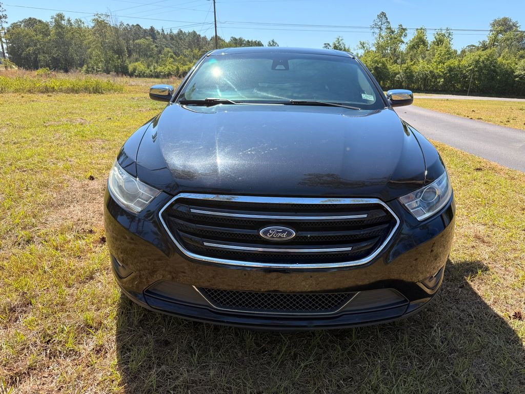 Used 2019 Ford Taurus Limited FWD image 8