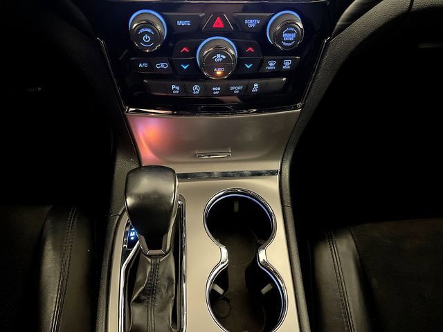 Used 2021 Jeep Grand Cherokee Laredo X image 22