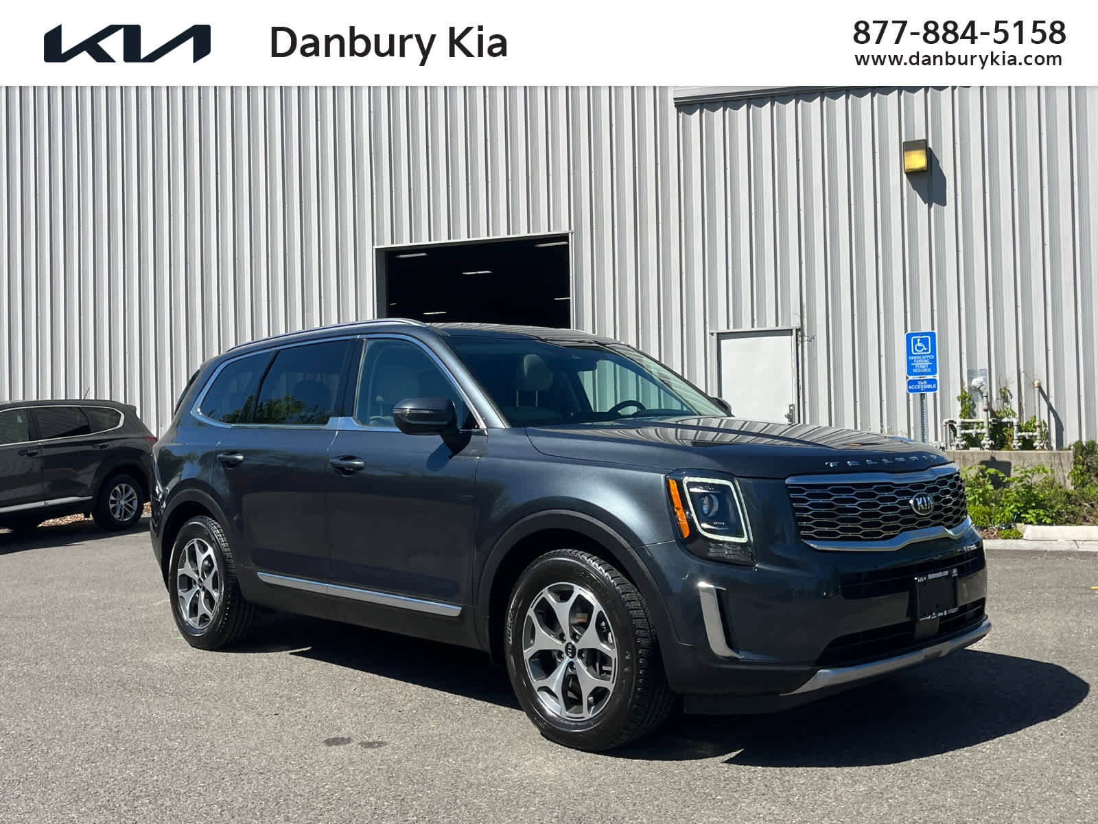 Used 2020 Kia Telluride EX AWD/4WD image 1