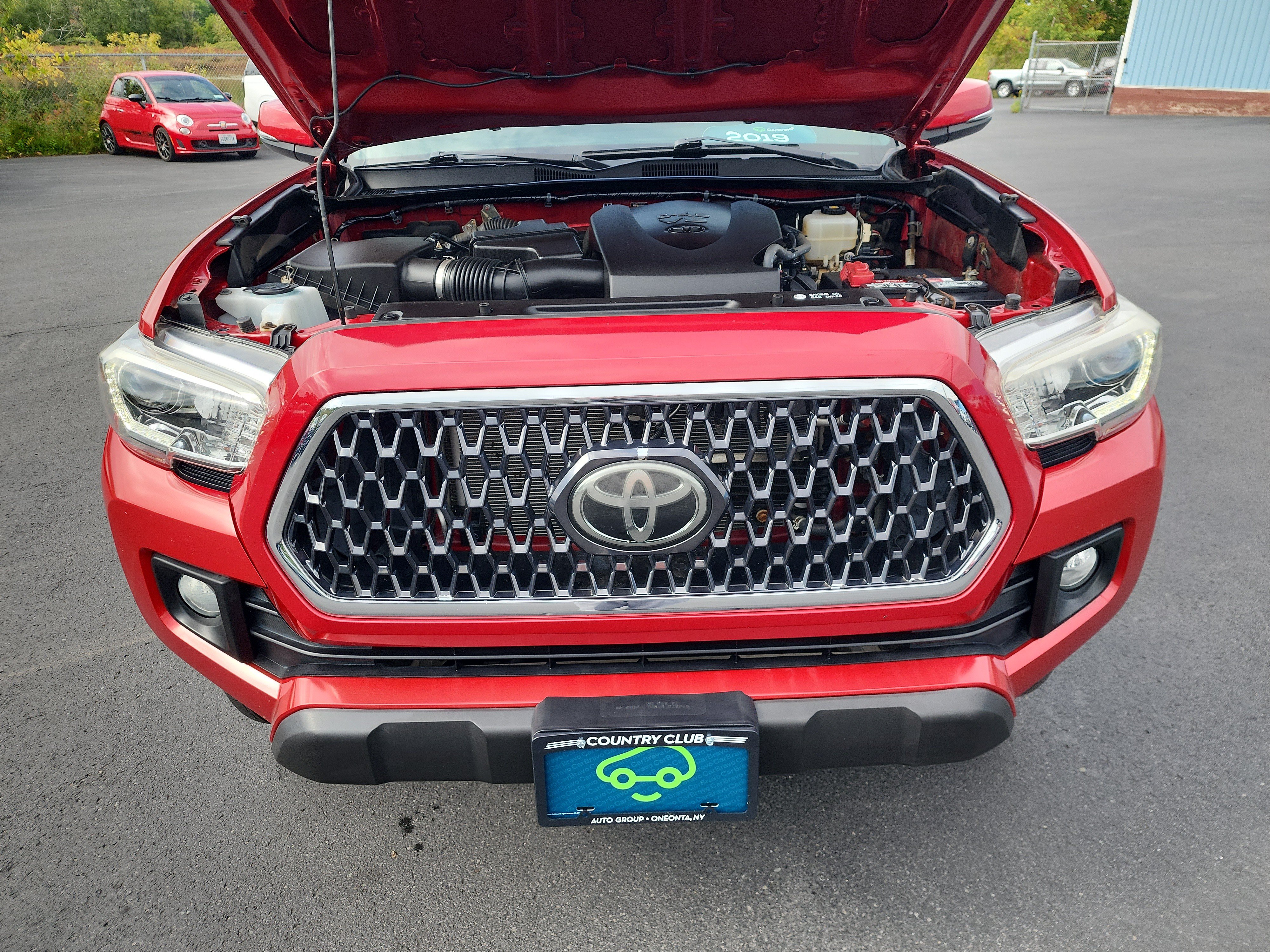 Used 2019 Toyota Tacoma TRD Off-Road AWD/4WD image 29