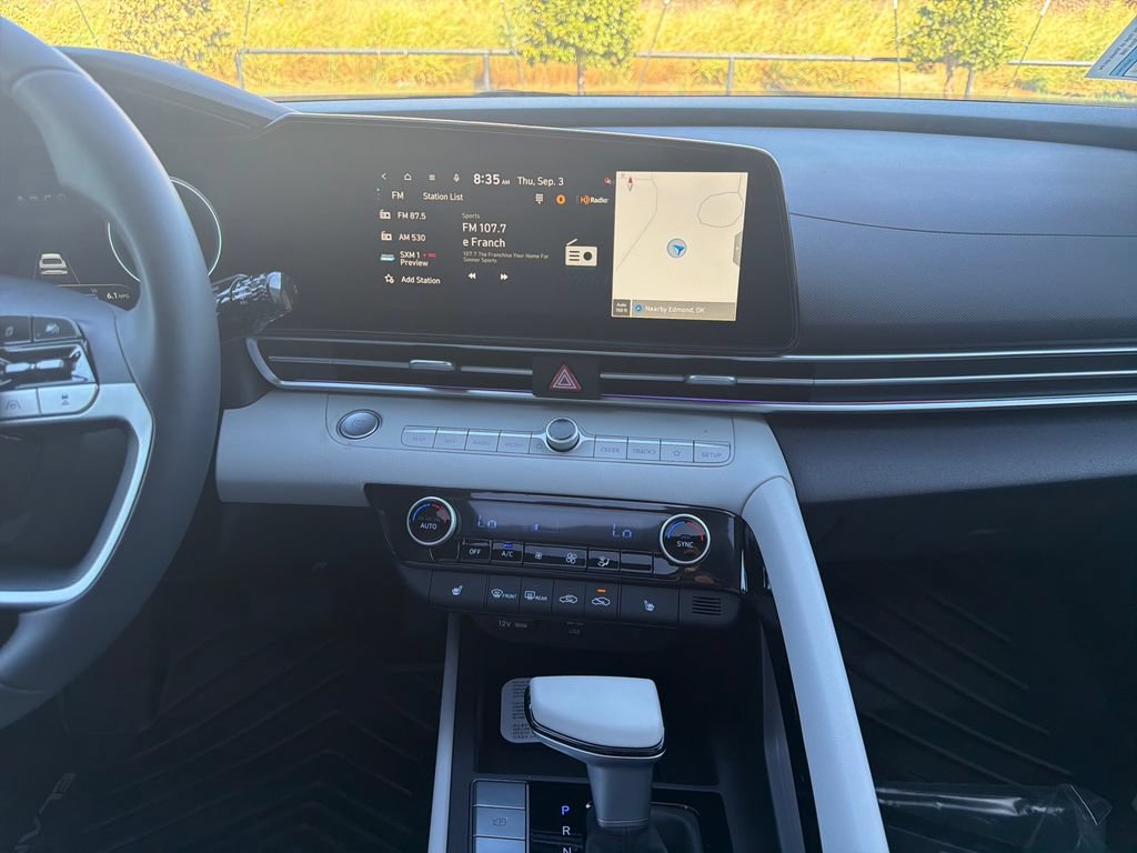 New 2026 Hyundai Elantra Limited FWD image 27