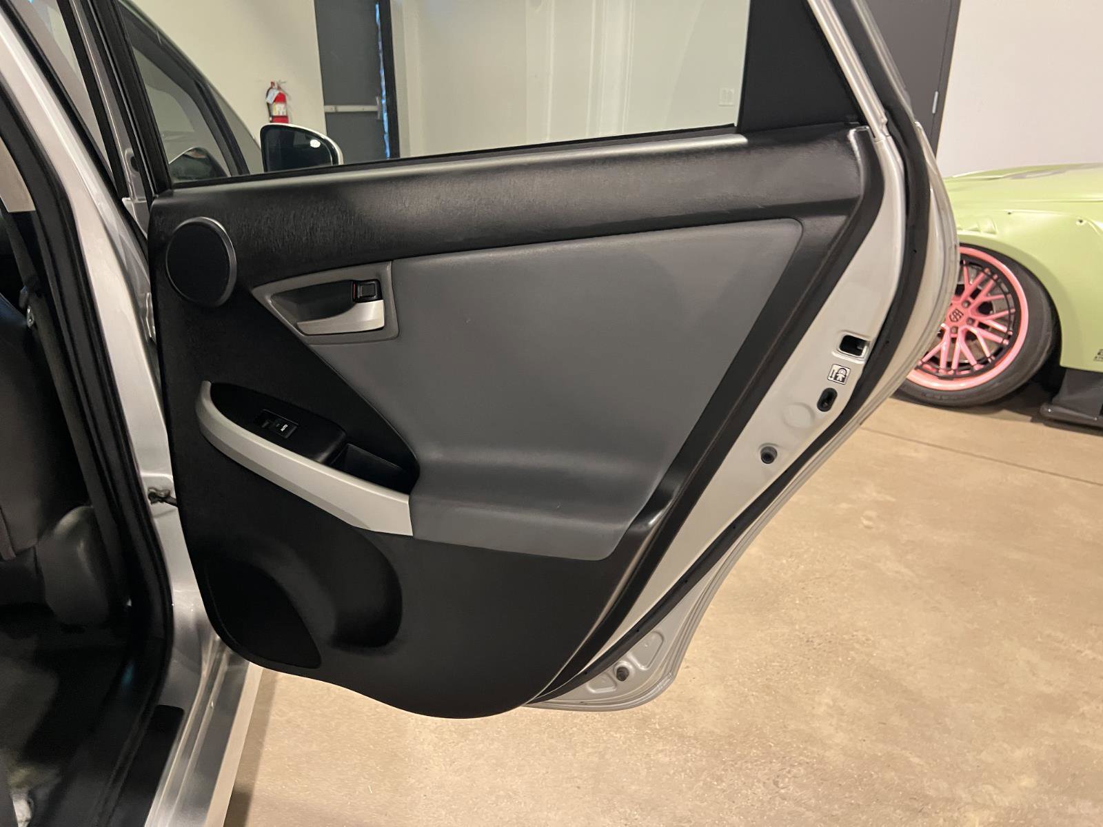 Used 2012 Toyota Prius Four FWD image 33