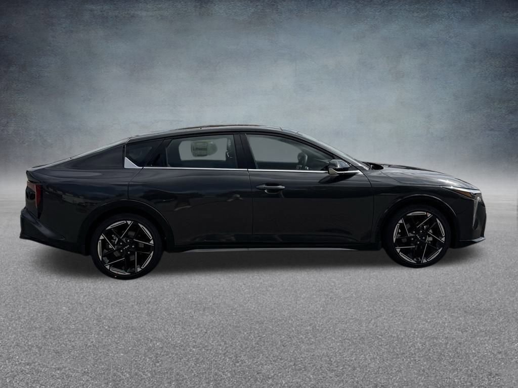 New 2025 Kia K4 GT-Line image 4