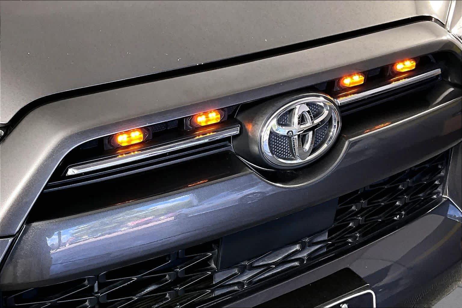 Used 2023 Toyota 4Runner SR5 RWD image 28