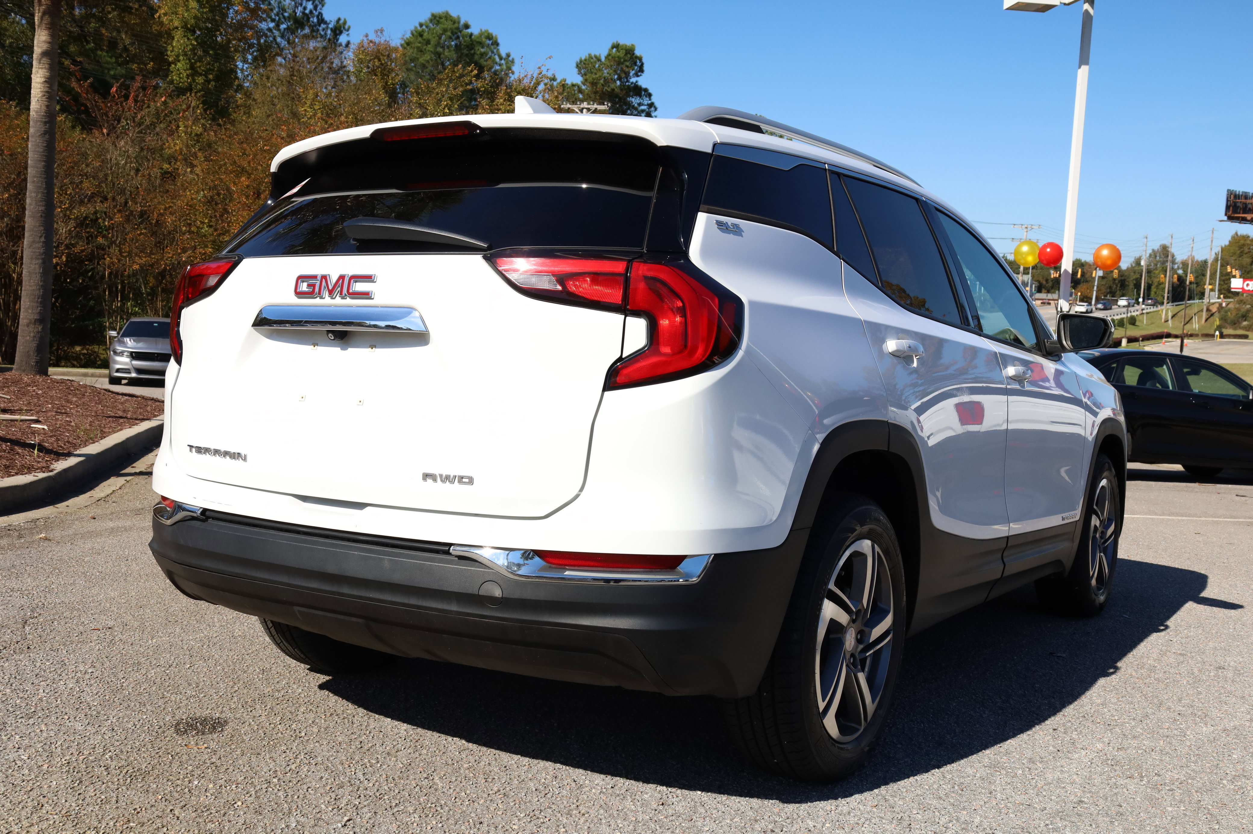 Used 2020 GMC Terrain SLT image 22