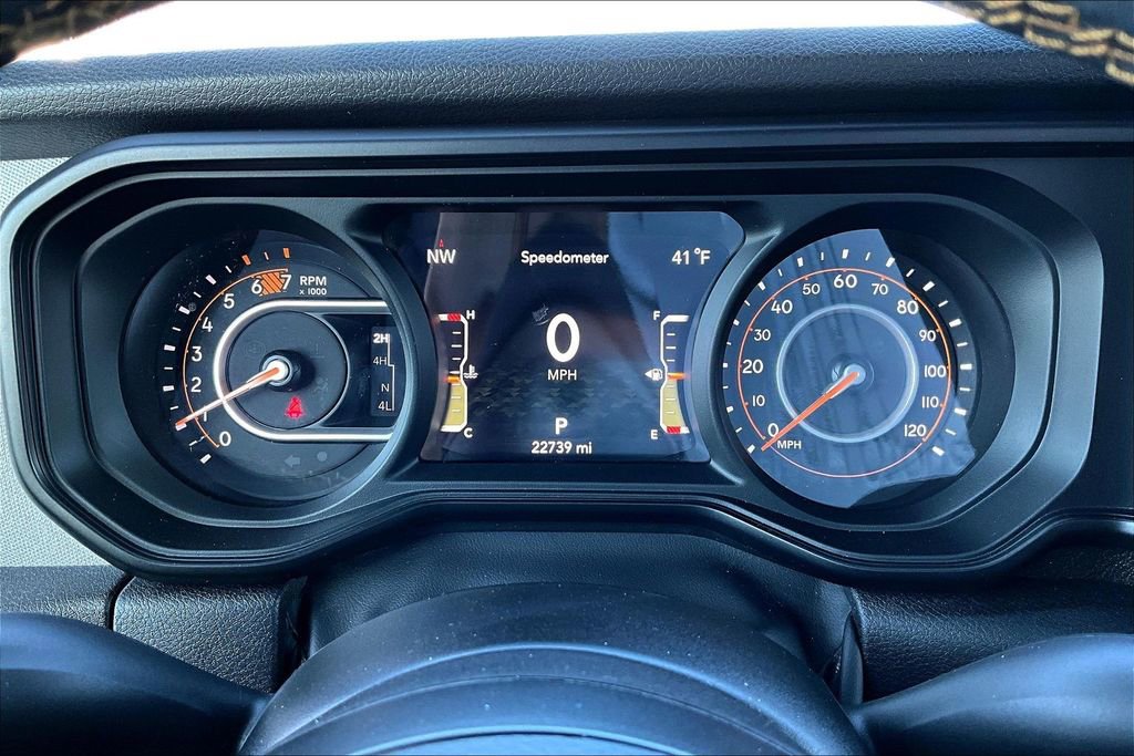 Used 2024 Jeep Wrangler Willys image 14