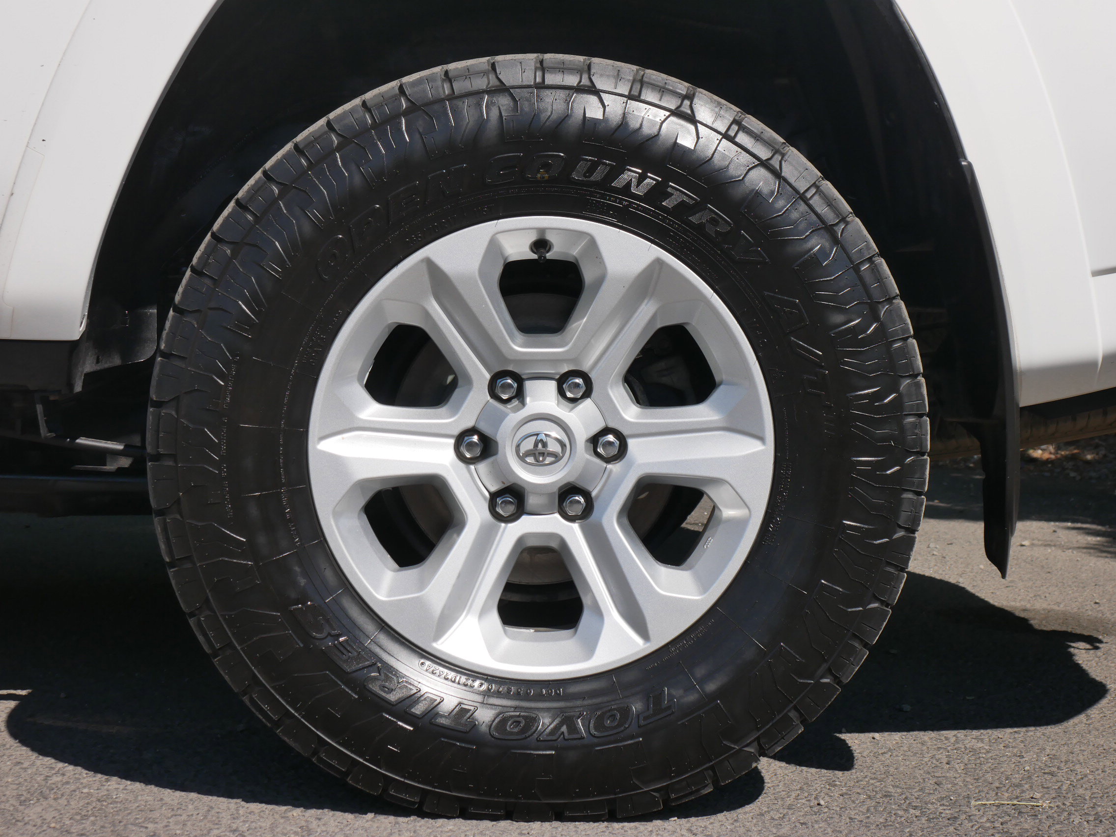 Used 2022 Toyota 4Runner SR5 Premium w/ Moonroof Package image 21