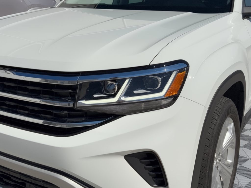Used 2021 Volkswagen Atlas Cross Sport SEL FWD image 12