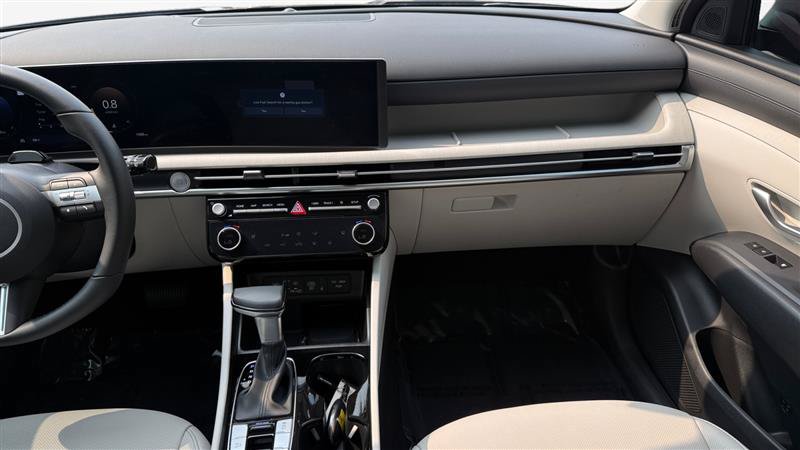 Used 2025 Hyundai Tucson SEL FWD image 15