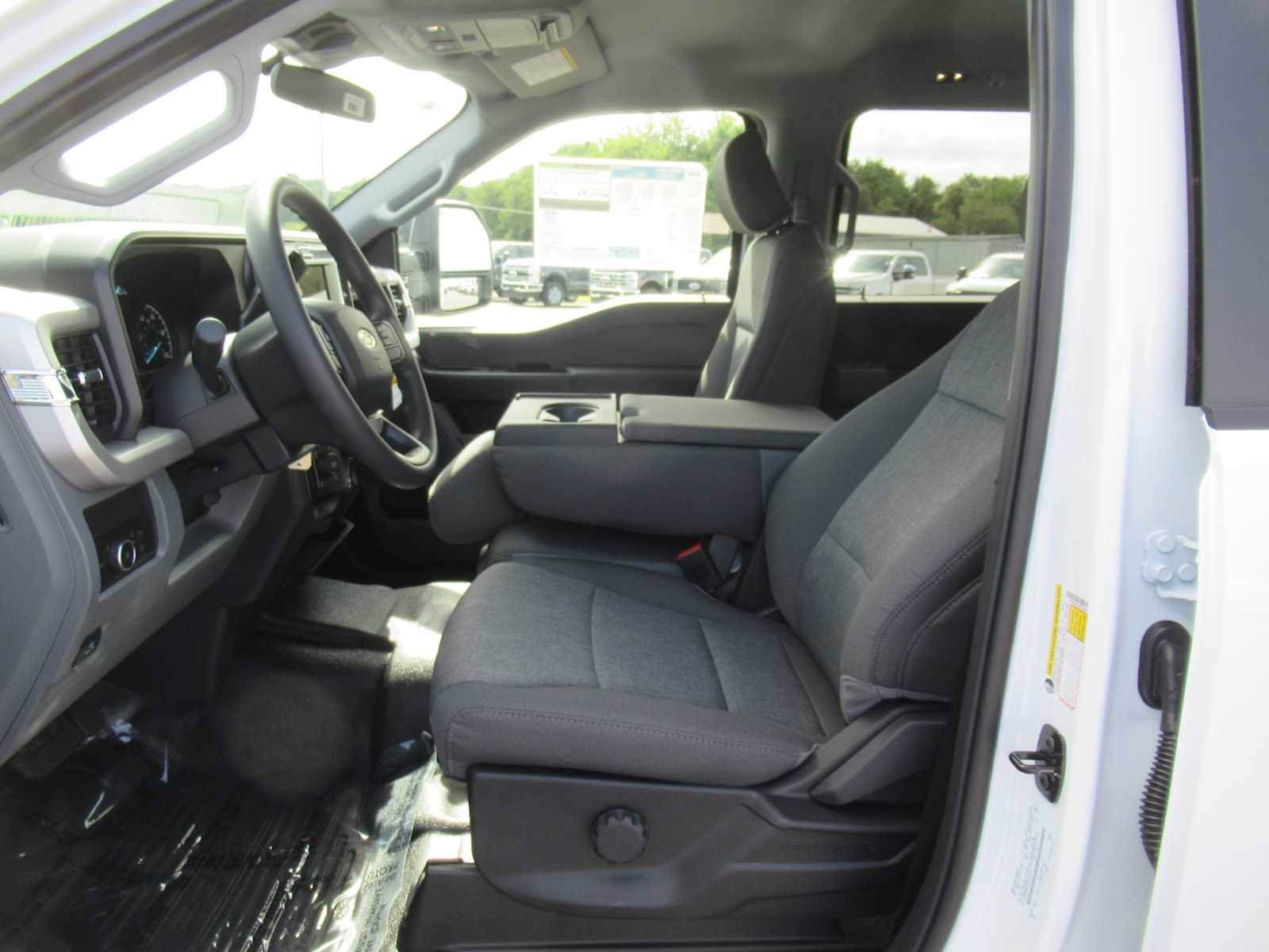 New 2026 Ford F350 XL w/ XL Off-Road Package image 17