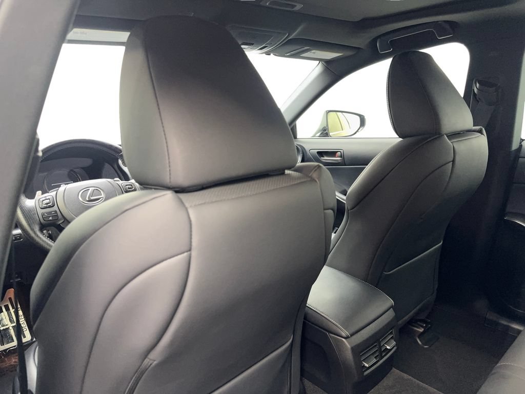 Used 2023 Lexus IS 350 F Sport RWD image 35