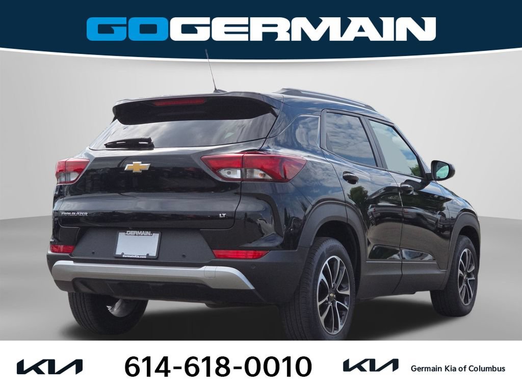 Used 2024 Chevrolet TrailBlazer LT w/ LT Cold Weather Package FWD image 7