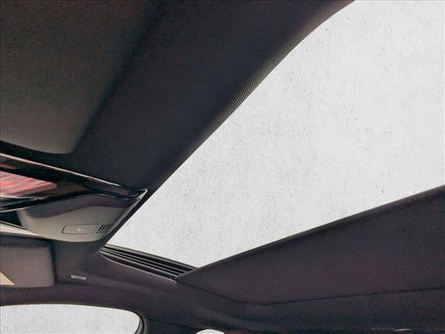 Used 2025 BMW i4 eDrive40 w/ Premium Package image 8