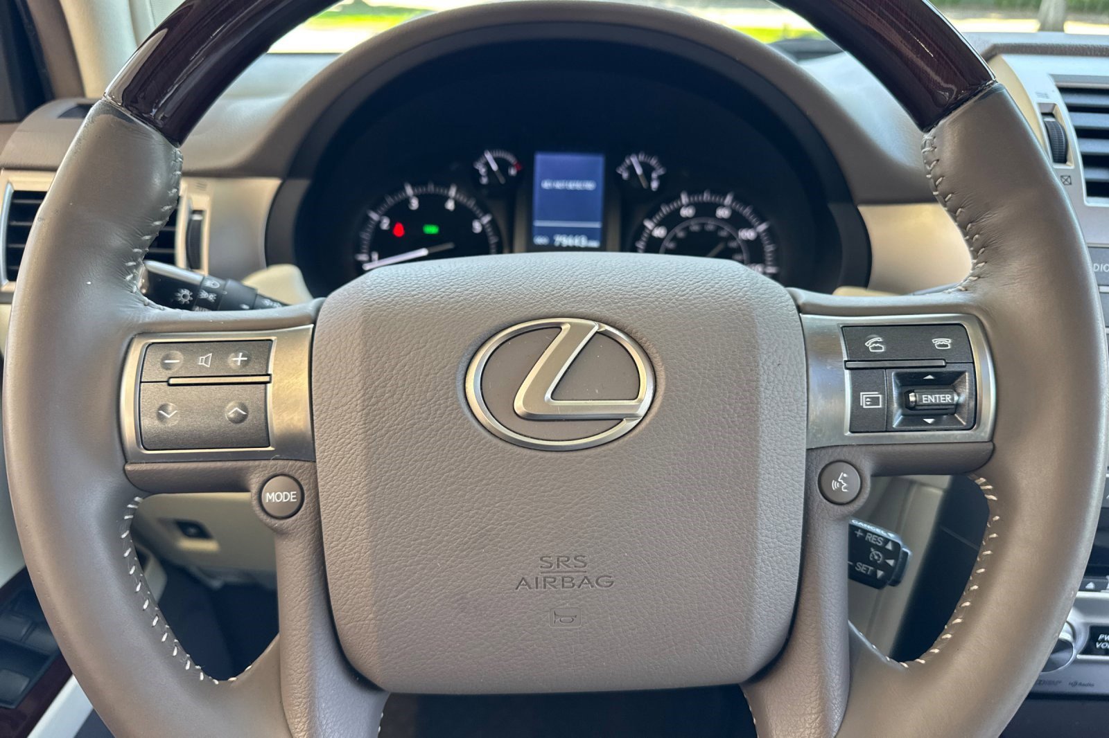 Used 2019 Lexus GX 460 Premium w/ Premium Package AWD/4WD image 30