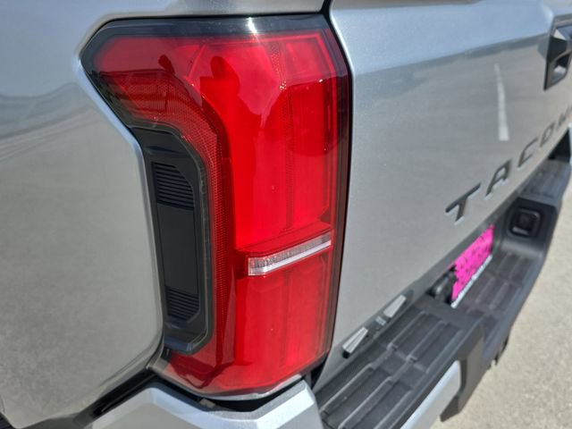 New 2026 Toyota Tacoma SR5 image 33