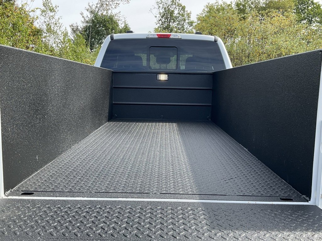 New 2026 Ford F350 XL w/ XL Chrome Package image 4