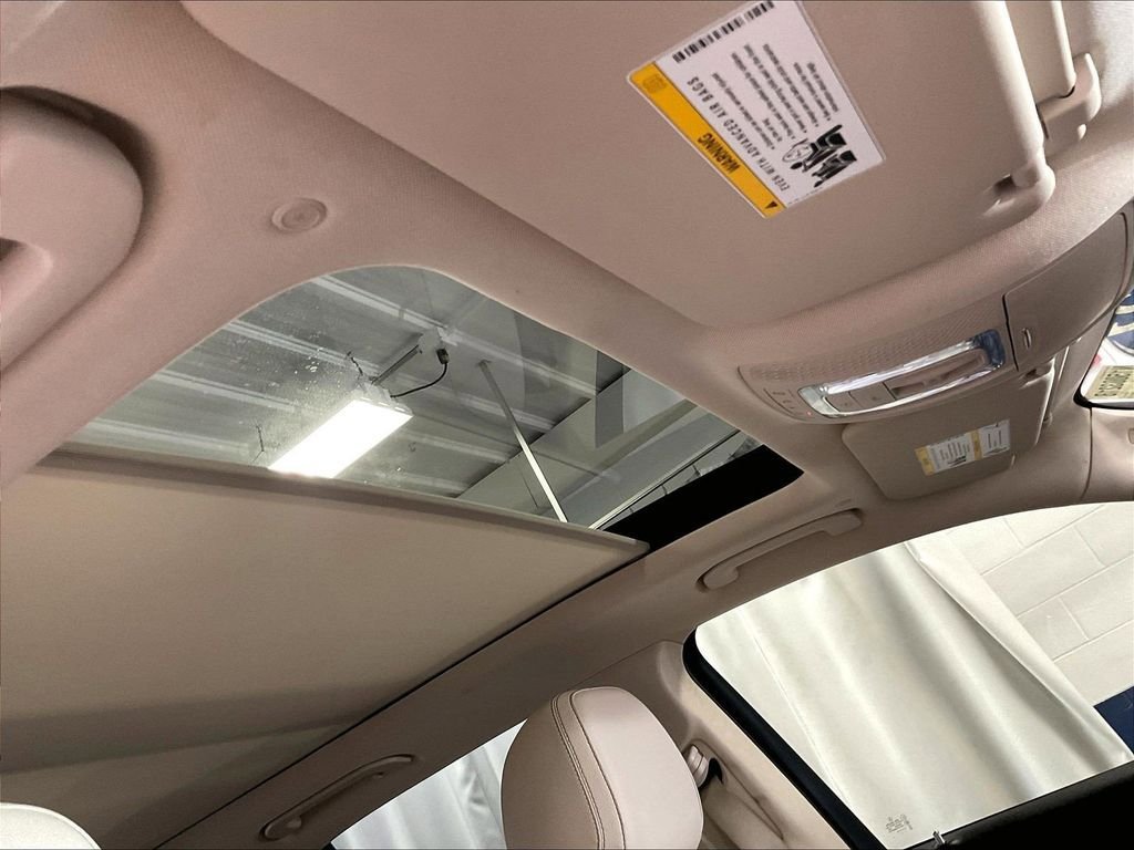 Used 2021 Mercedes-Benz GLE 350 4MATIC image 22