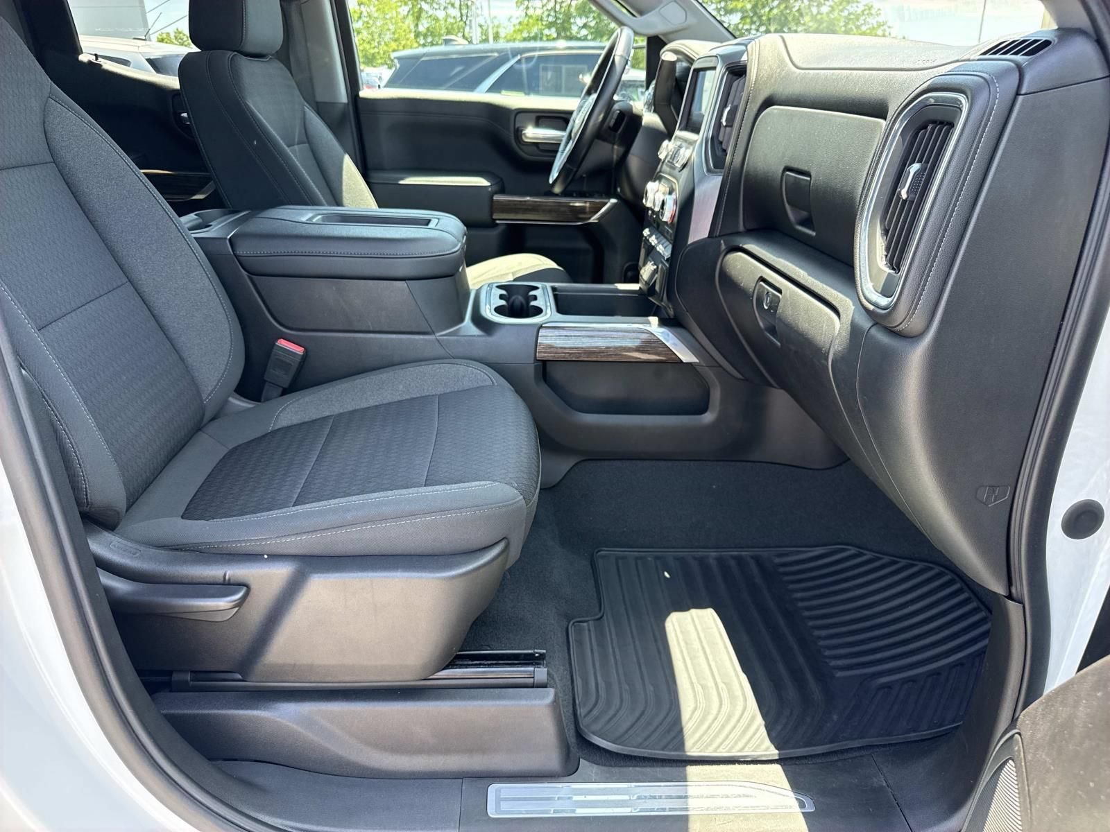 Used 2021 GMC Sierra 1500 Elevation AWD/4WD image 25