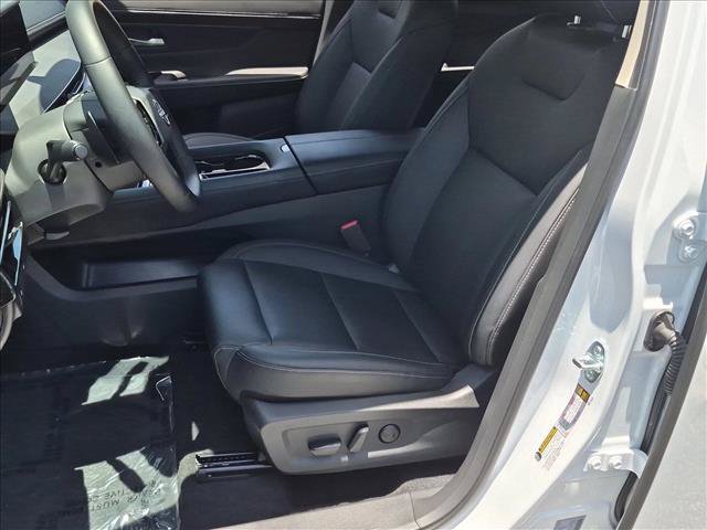 Certified 2025 Nissan Murano SV FWD image 15