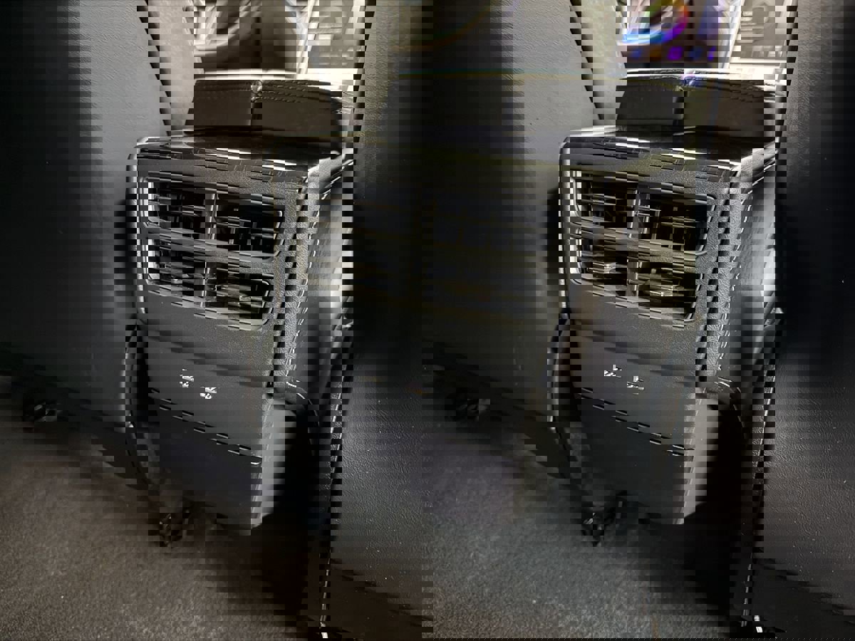 Used 2018 Tesla Model S 75D image 17