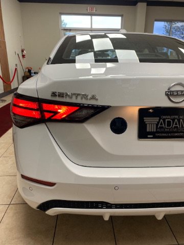 Used 2025 Nissan Sentra SV FWD image 10