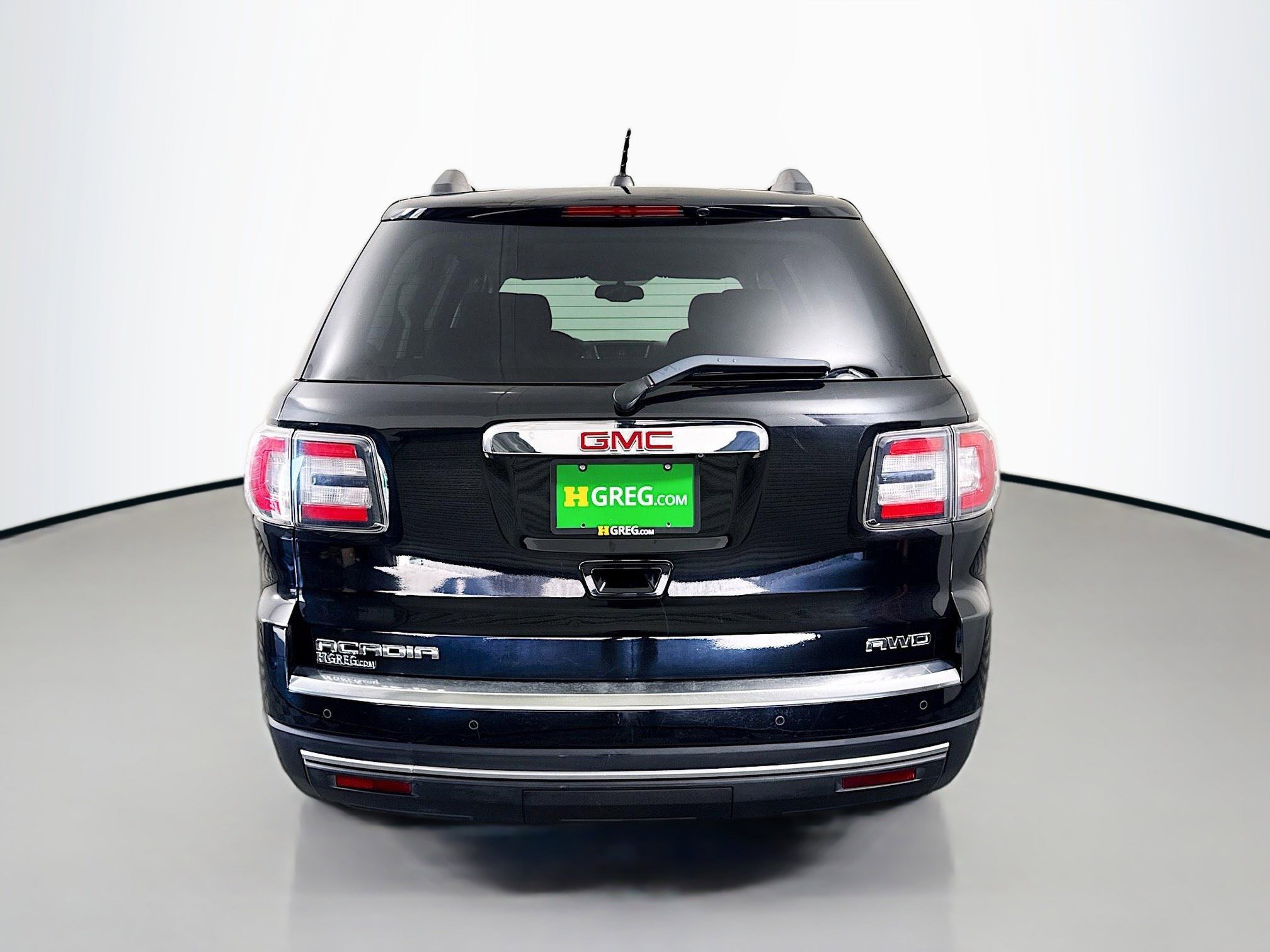 Used 2016 GMC Acadia SLE image 8