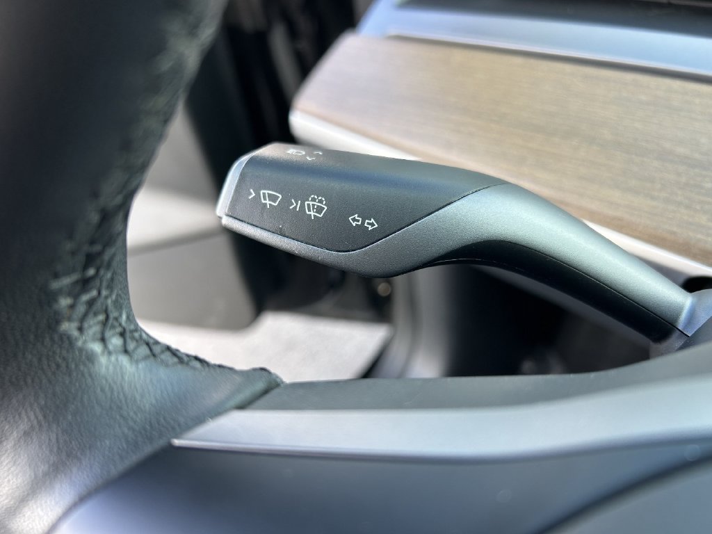 Used 2023 Tesla Model 3 Standard Range RWD image 27