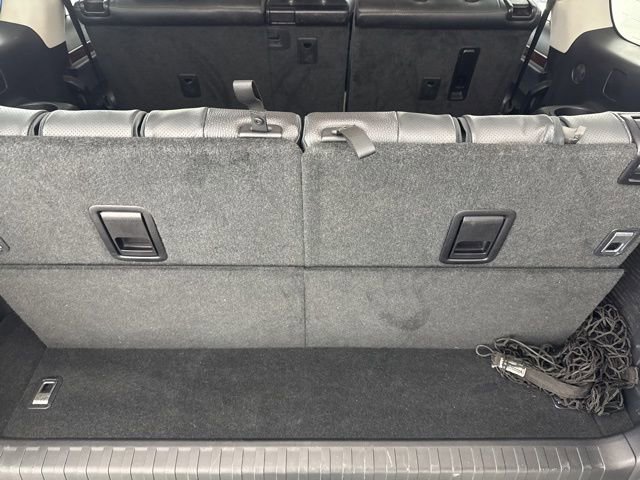 Used 2015 Lexus GX 460 w/ Premium Package AWD/4WD image 30