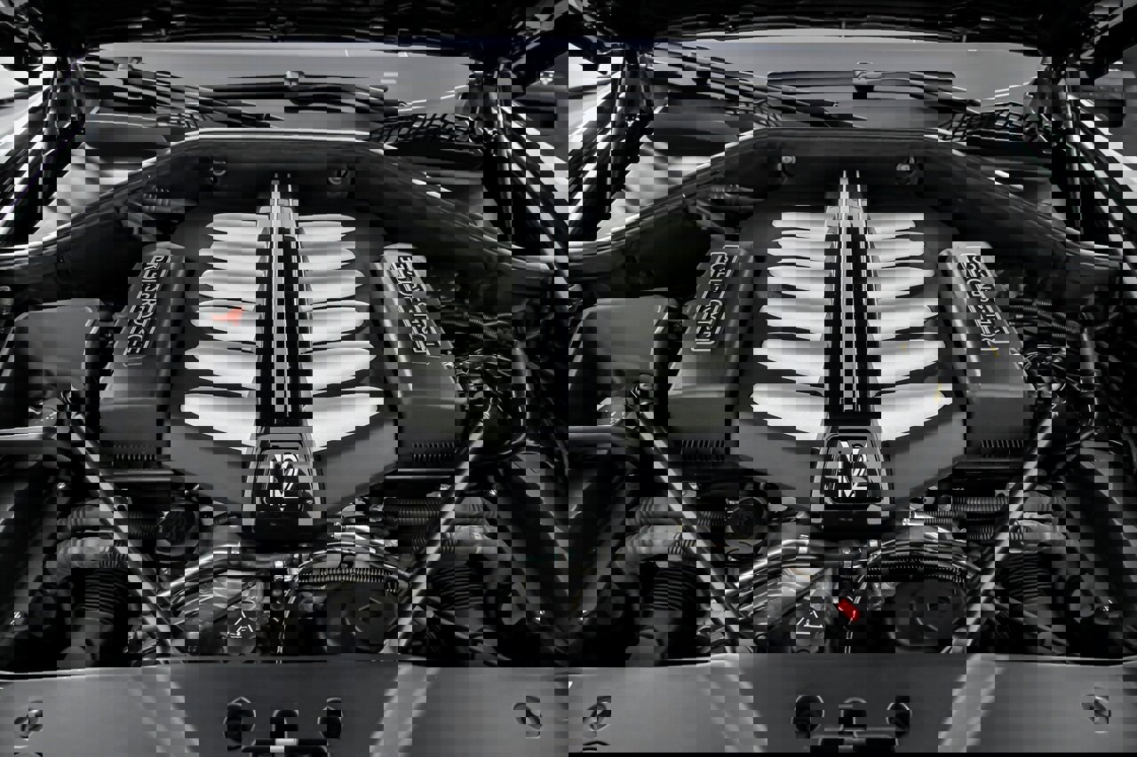 Used 2014 Rolls-Royce Wraith image 17