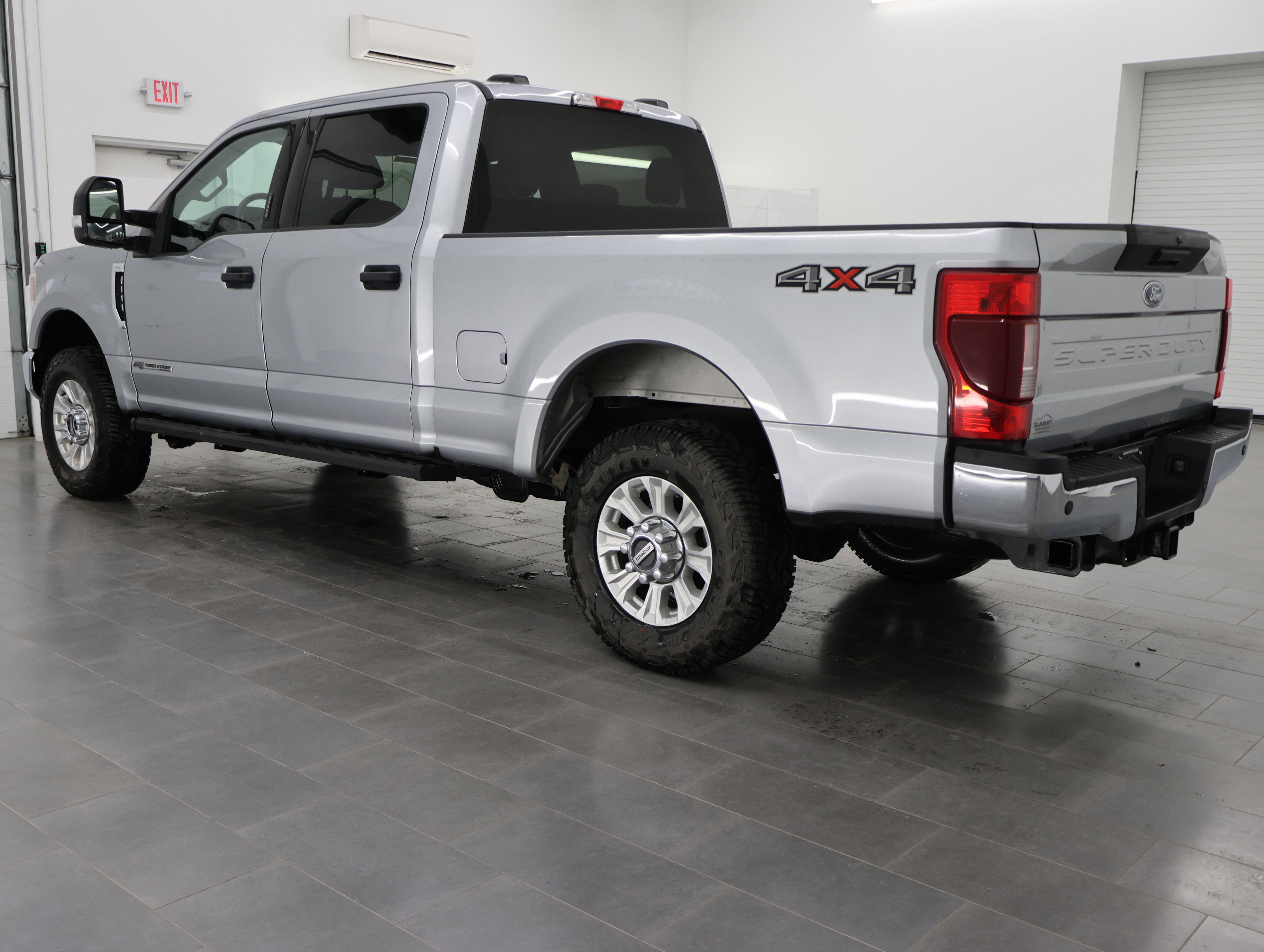 Used 2022 Ford F350 XLT w/ XLT Value Package image 6
