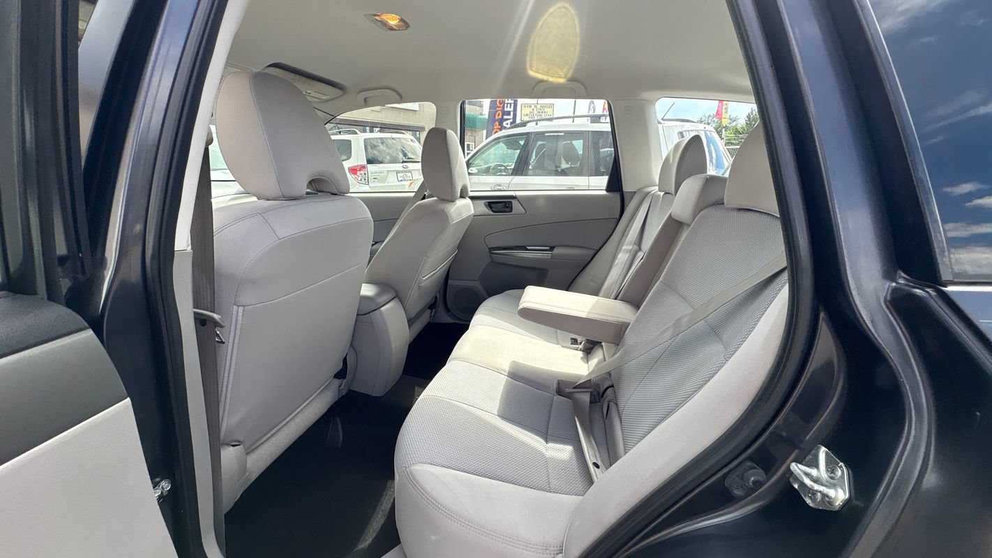 Used 2012 Subaru Forester 2.5X w/ Popular Pkg 1 AWD/4WD image 18