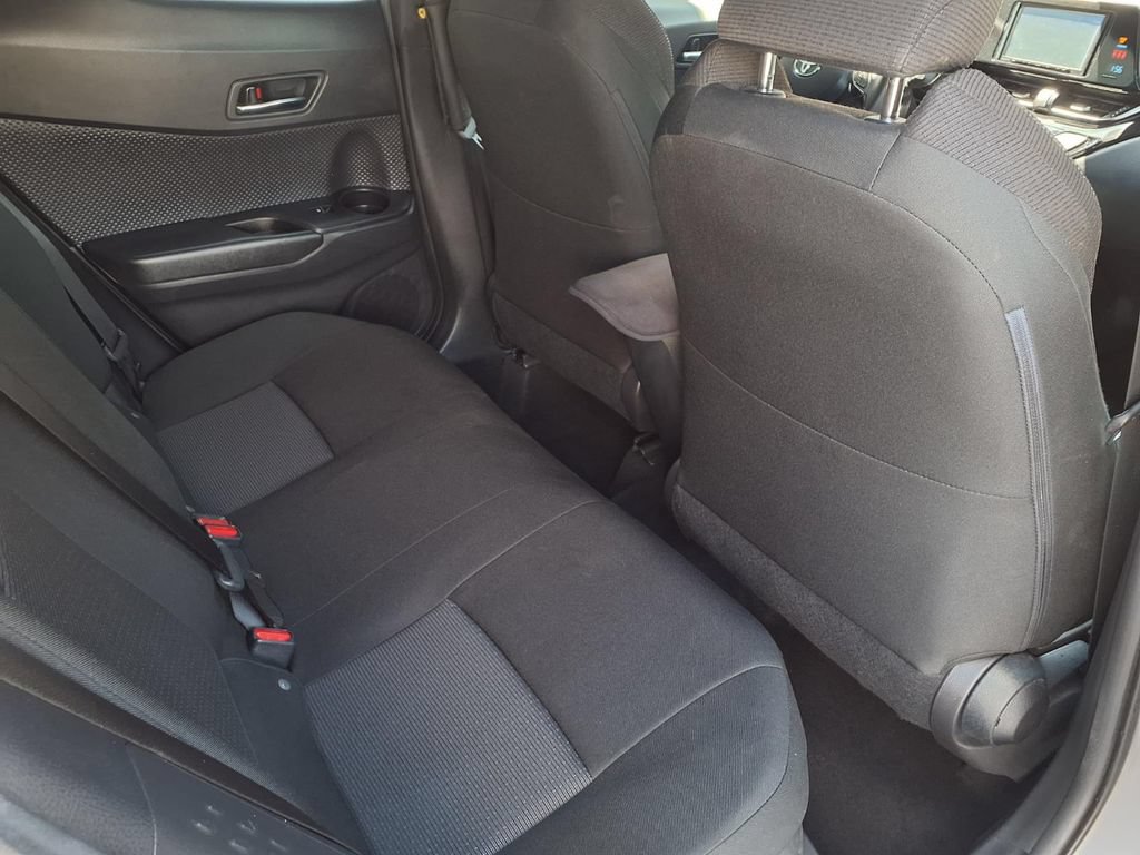 Certified 2018 Toyota C-HR XLE FWD image 33