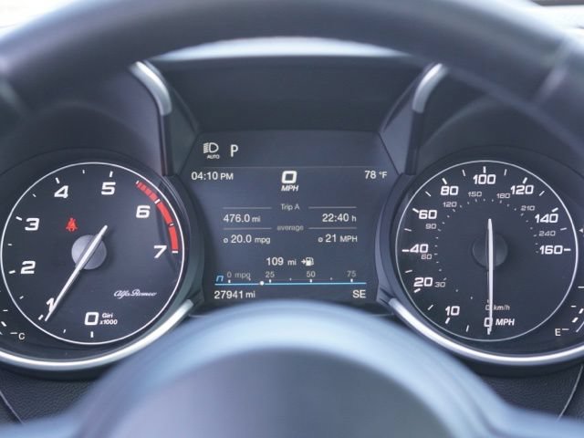Used 2023 Alfa Romeo Giulia Veloce RWD image 20