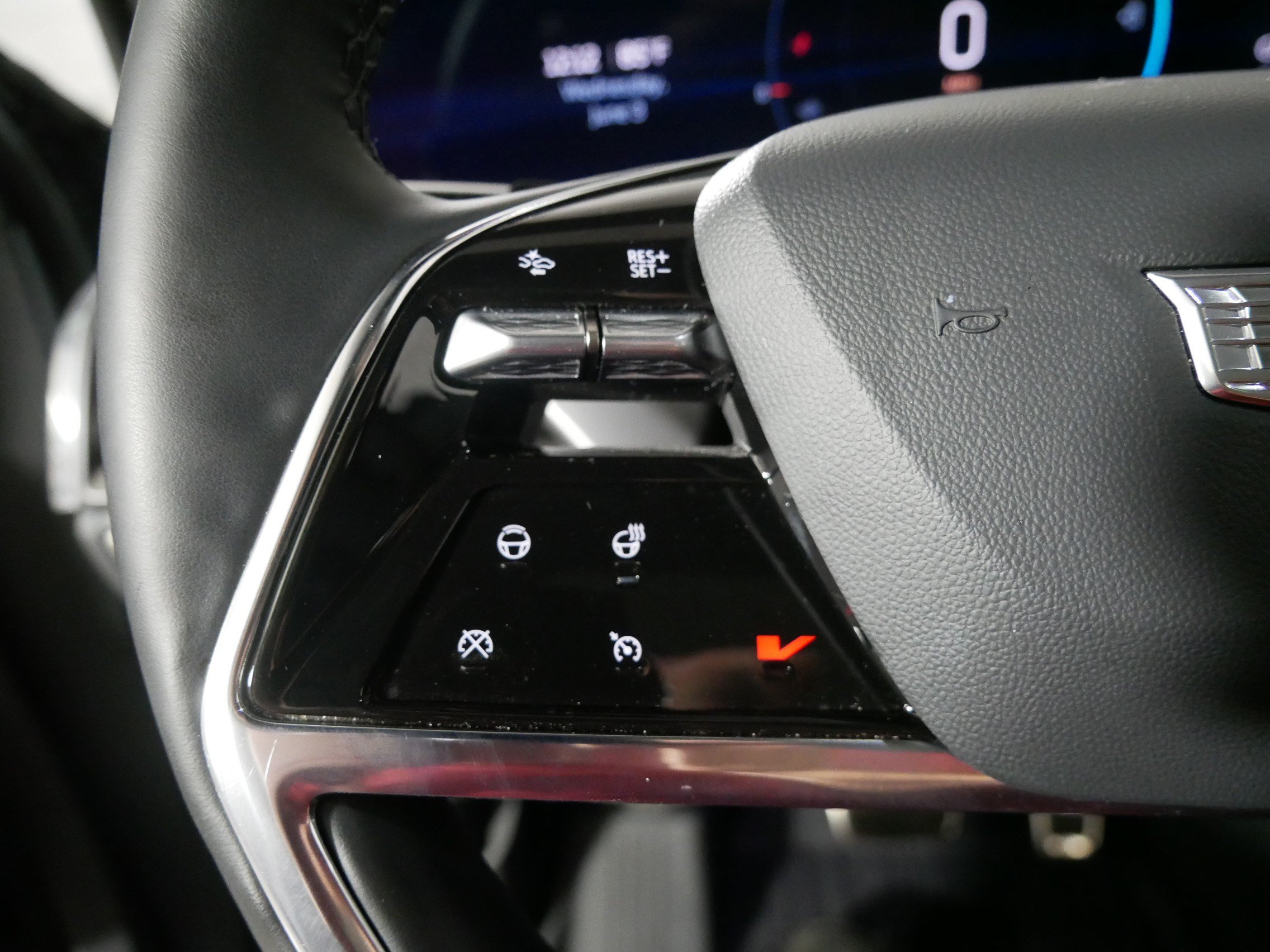 Used 2026 Cadillac Vistiq Sport w/ LPO, Floor Liner Package AWD/4WD image 27