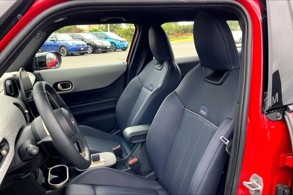 Certified 2025 MINI Cooper S FWD image 27