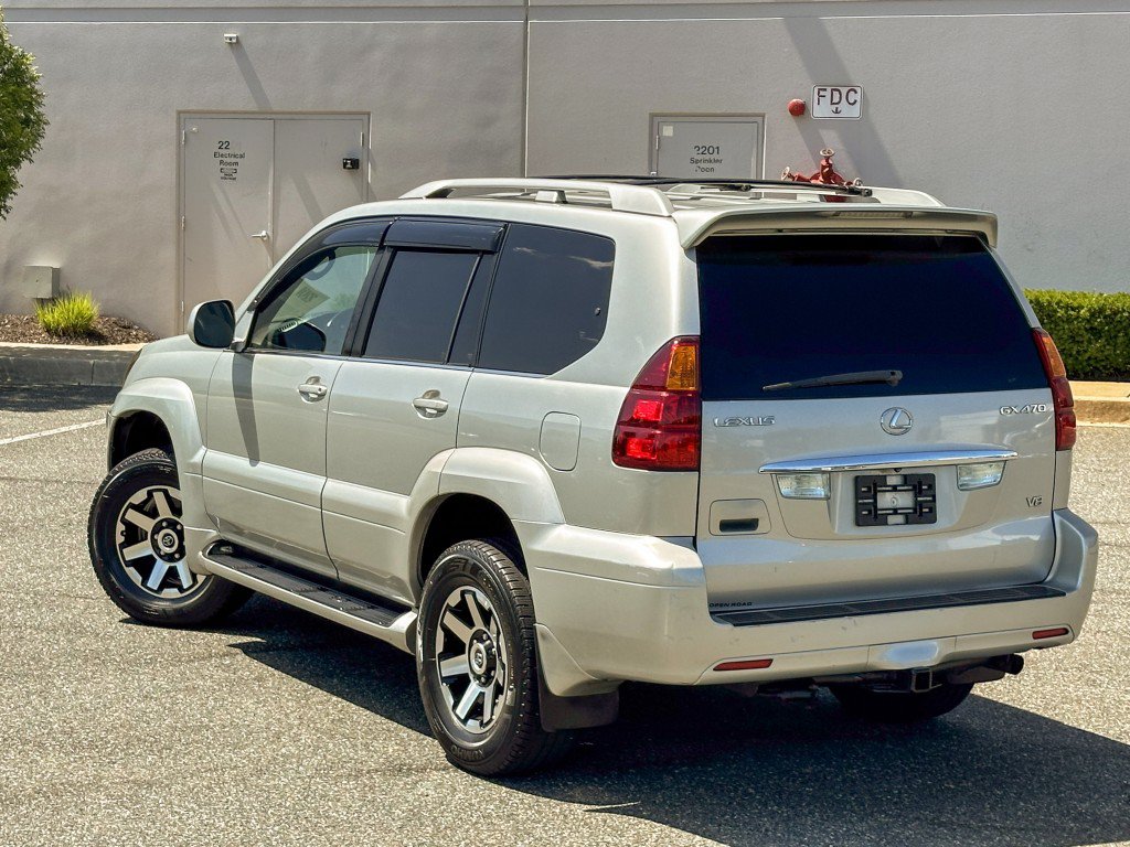 Used 2004 Lexus GX 470 w/ Preferred Accessory Pkg AWD/4WD image 16
