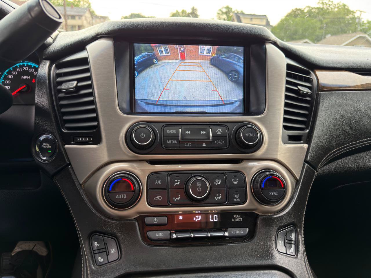 Used 2017 GMC Yukon Denali w/ Open Road Package AWD/4WD image 24
