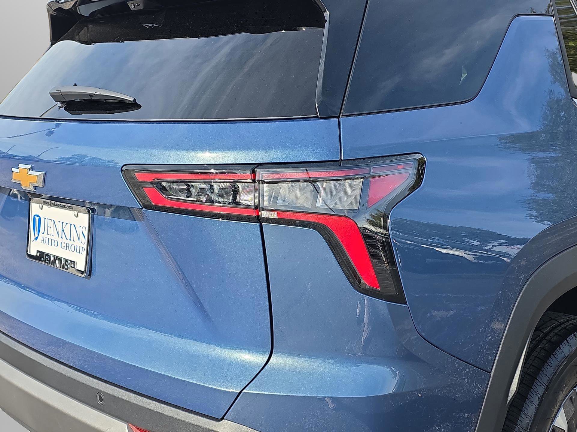 New 2026 Chevrolet Equinox LT w/ Safety and Technology Package image 7