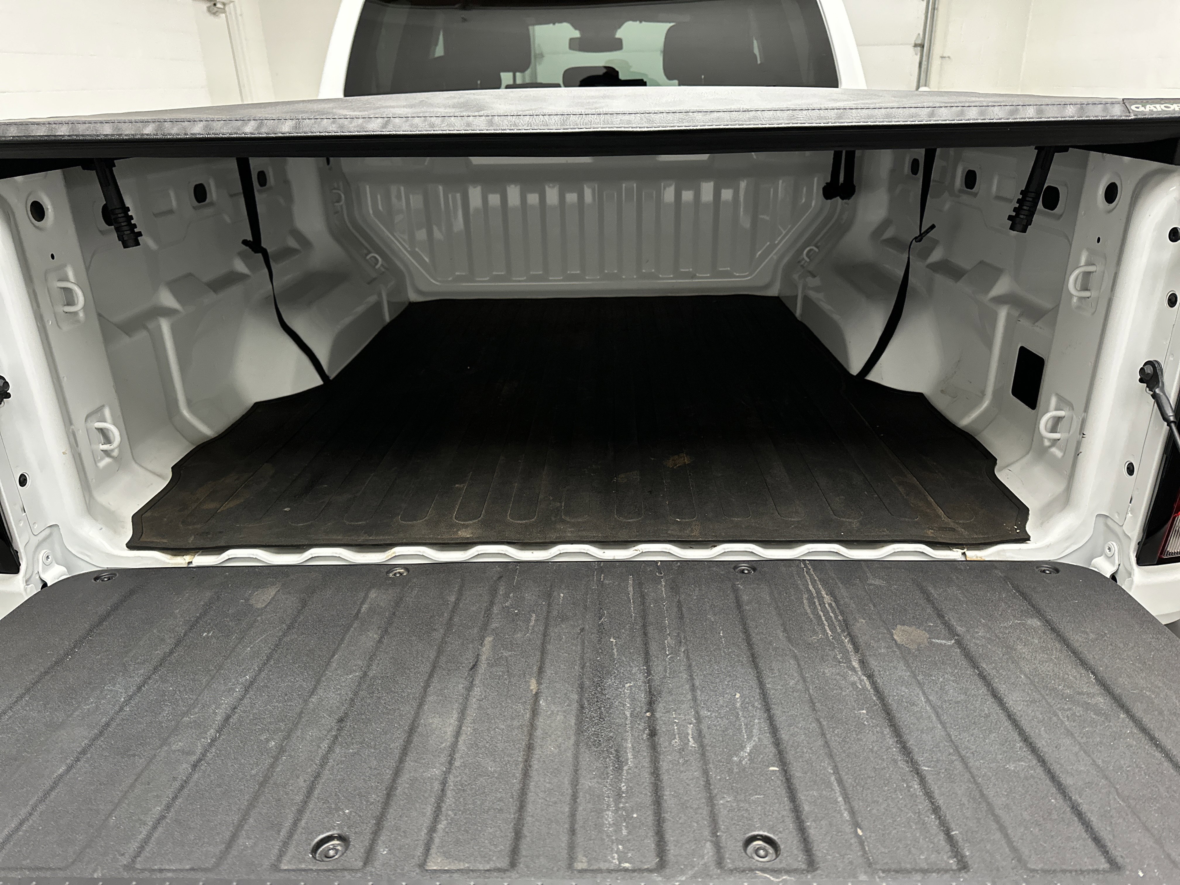 Used 2024 Chevrolet Colorado W/T image 13