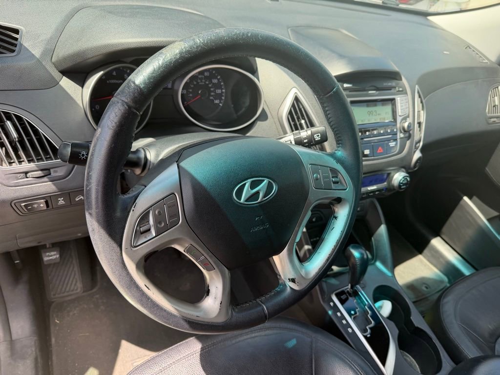 Used 2013 Hyundai Tucson Limited AWD/4WD image 7