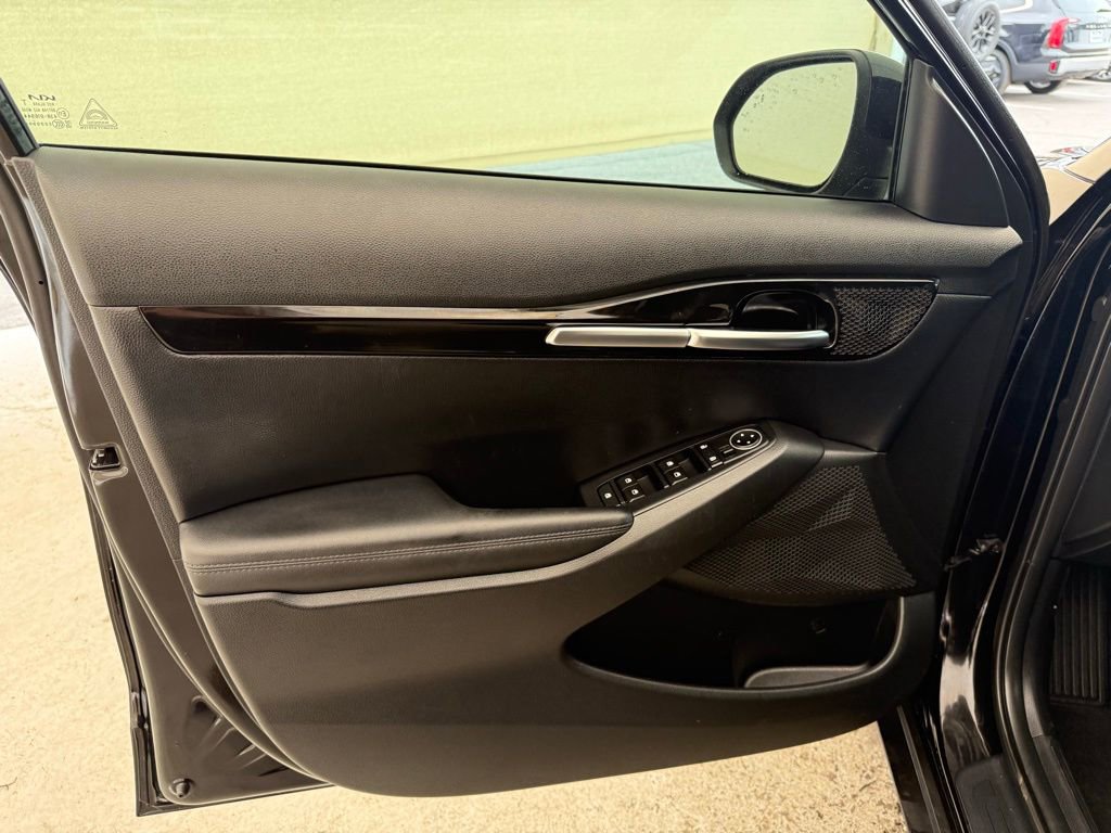 Used 2023 Kia Seltos S image 25