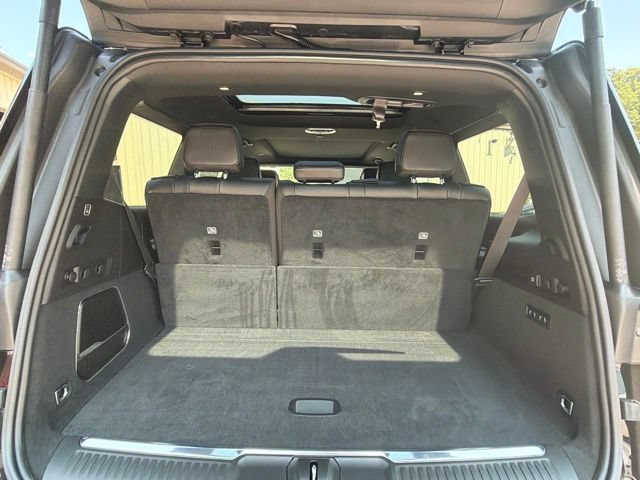 New 2026 Jeep Grand Wagoneer Summit AWD/4WD image 11