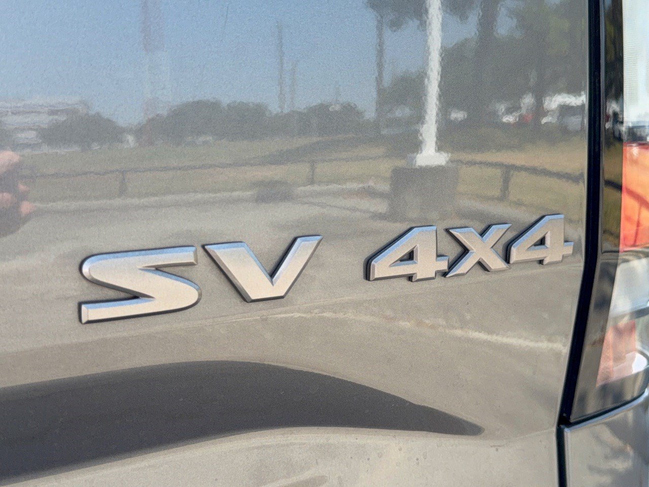 Used 2023 Nissan Frontier SV w/ Tow Package AWD/4WD image 32