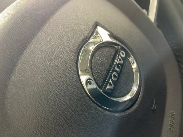 Certified 2025 Volvo XC90 B5 Plus w/ Protection Package AWD/4WD image 45
