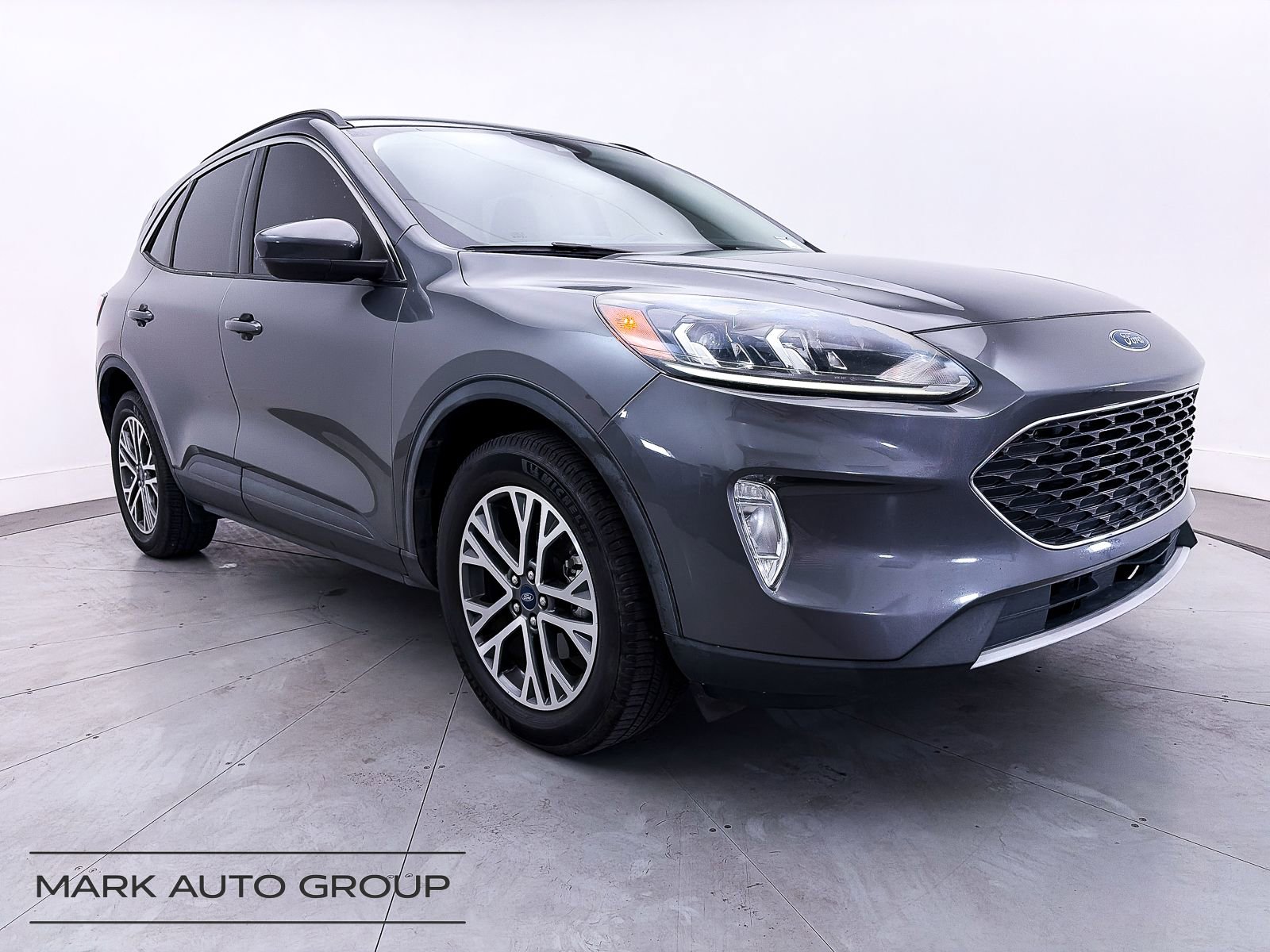 Used 2021 Ford Escape SEL image 1