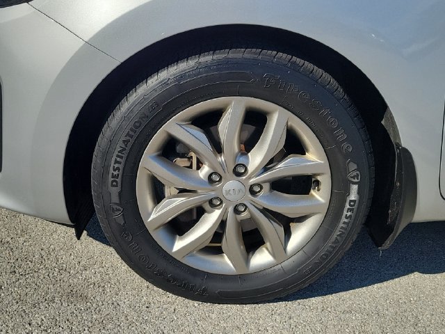 Used 2019 Kia Sedona EX FWD image 8