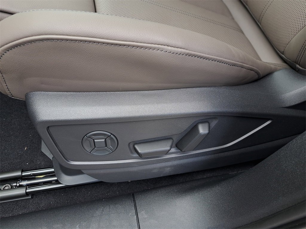 New 2025 Audi Q5 Premium Plus image 19