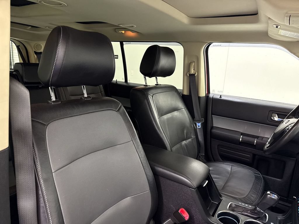 Used 2014 Ford Flex Limited w/ Equipment Group 303A AWD/4WD image 18